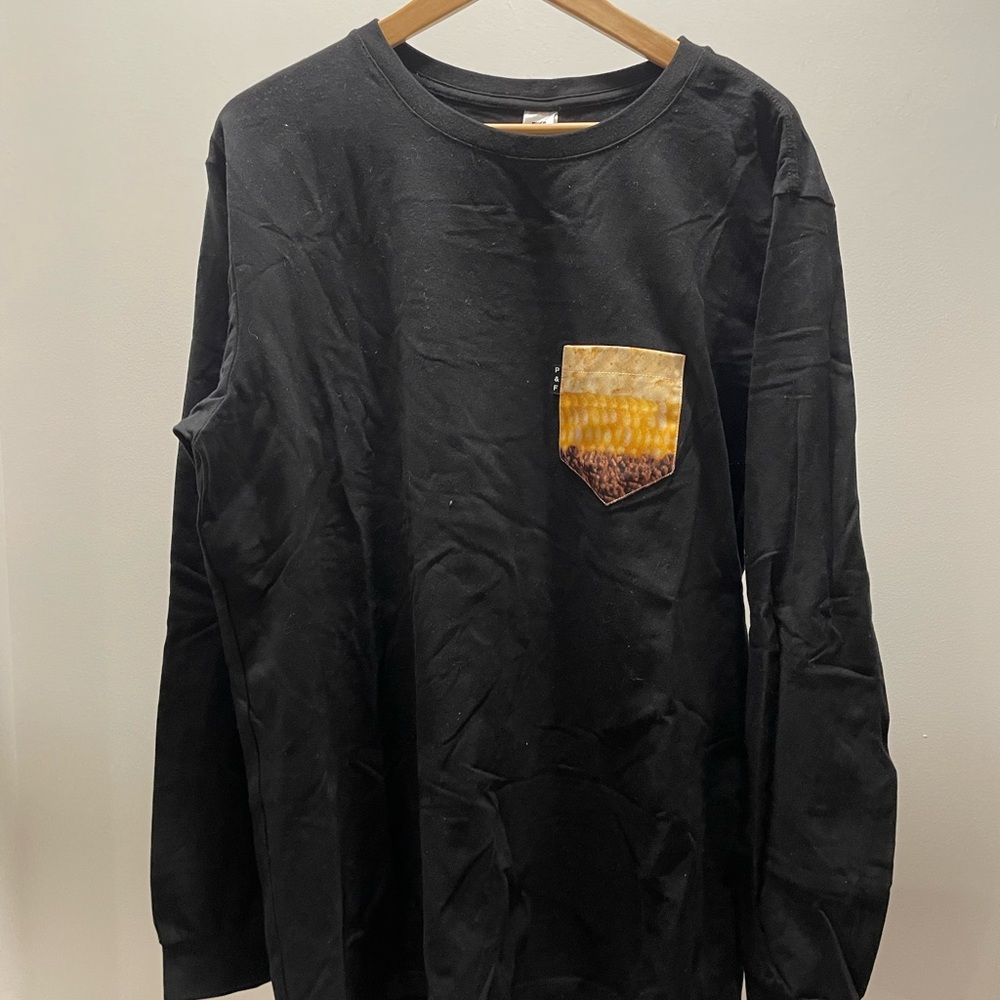 Black Long‑Sleeve Pocket Tee with shepard’s pie pocket